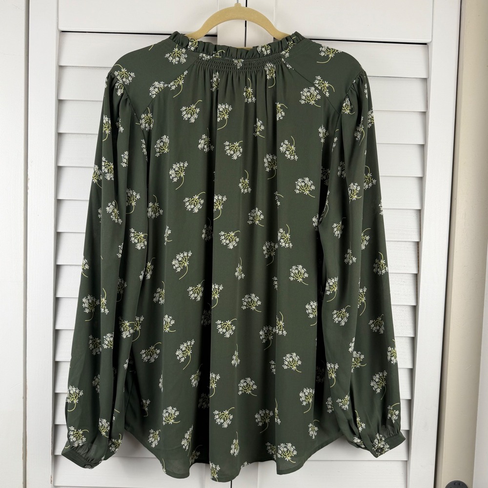 LOFT Blouse XL Green Floral Smocked Ruffle Neck Long Sleeve NEW - Picture 9 of 15